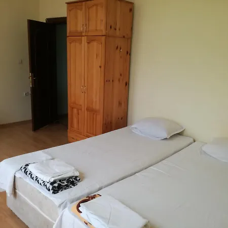 елка Apartment Burgas