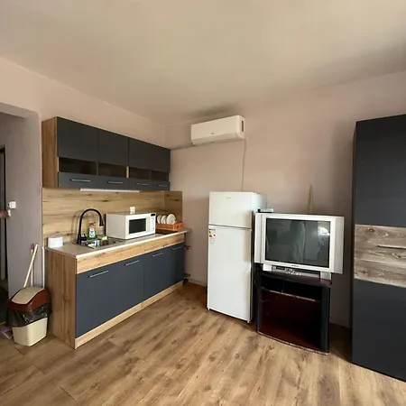 Apartment елка Burgas